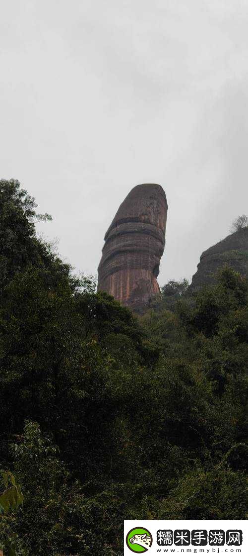 又白又大的兩座峰